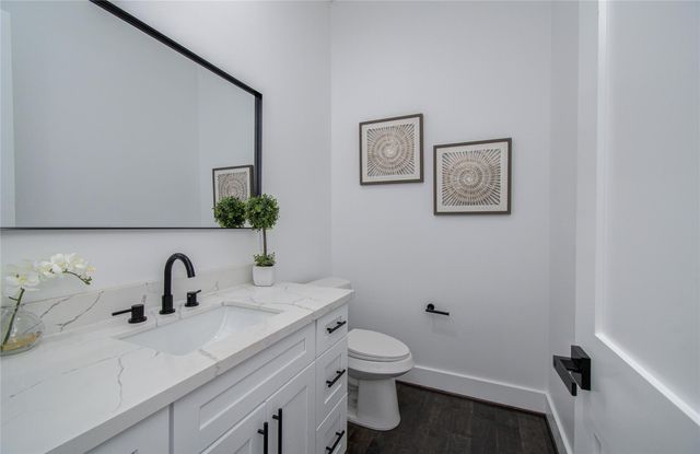 5024 Winnetka Street A, Houston, TX 77021