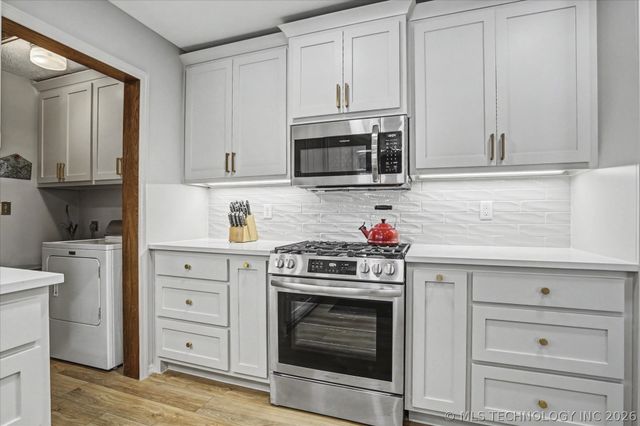 546 N 38th West Avenue, Tulsa, OK 74127