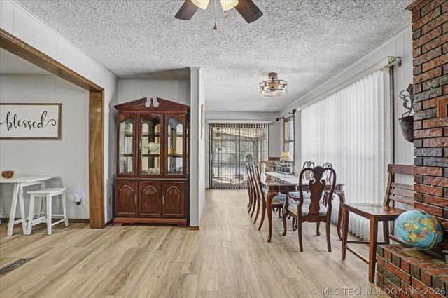 546 N 38th West Avenue, Tulsa, OK 74127