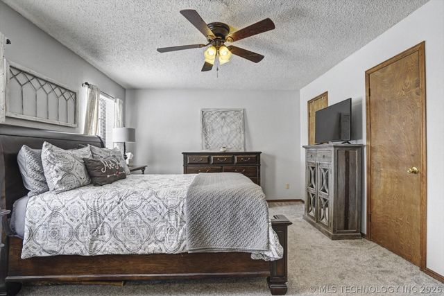 546 N 38th West Avenue, Tulsa, OK 74127