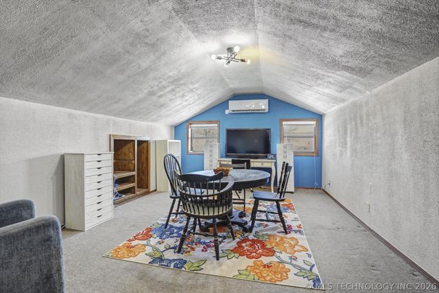 546 N 38th West Avenue, Tulsa, OK 74127