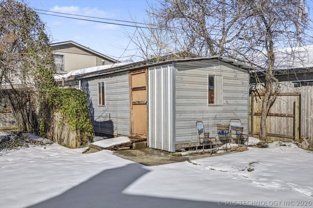 546 N 38th West Avenue, Tulsa, OK 74127