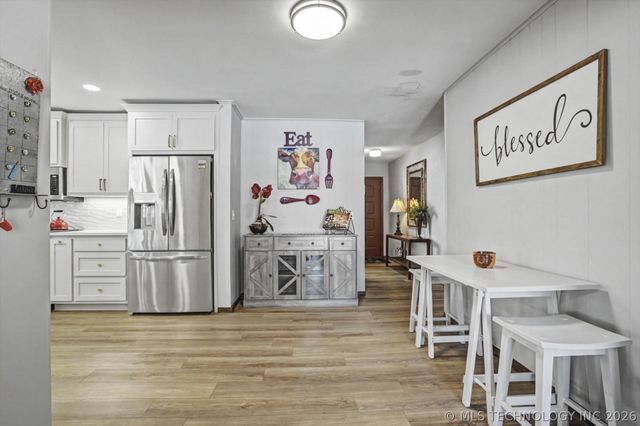 546 N 38th West Avenue, Tulsa, OK 74127