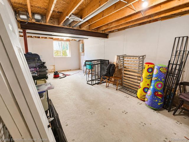 2914 South Boulevard, Port Huron, MI 48060