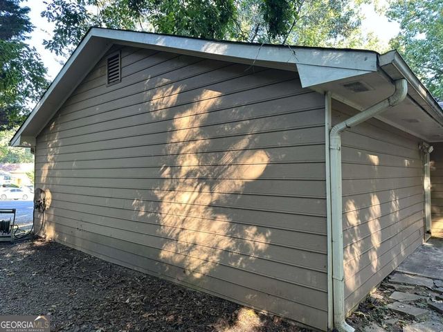 1135 Riverside Trace, Sugar Hill, GA 30518