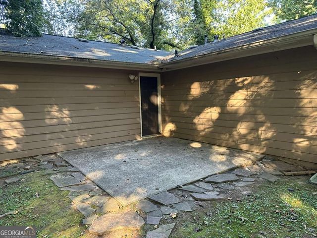 1135 Riverside Trace, Sugar Hill, GA 30518