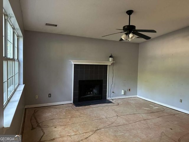 1135 Riverside Trace, Sugar Hill, GA 30518