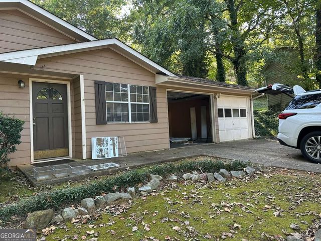 1135 Riverside Trace, Sugar Hill, GA 30518