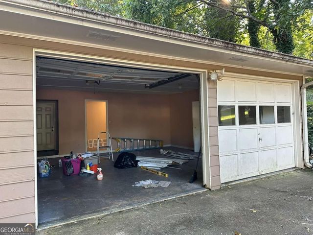 1135 Riverside Trace, Sugar Hill, GA 30518