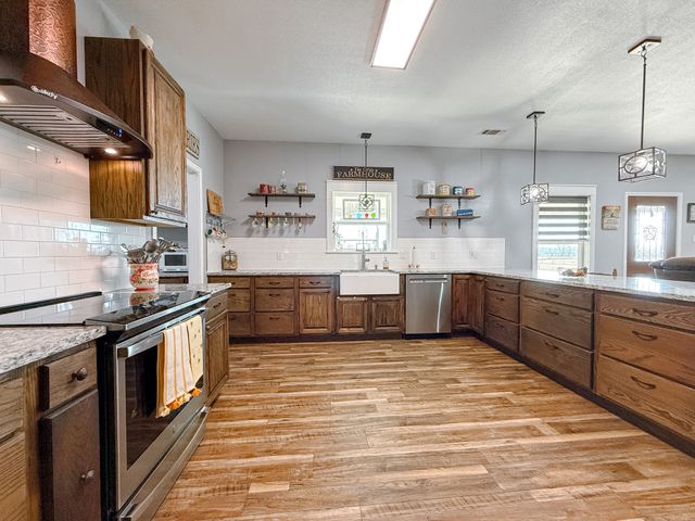 459 Vz County Road 2141, Canton, TX 75103