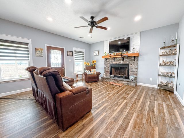 459 Vz County Road 2141, Canton, TX 75103