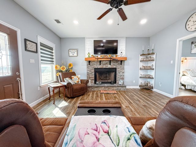 459 Vz County Road 2141, Canton, TX 75103