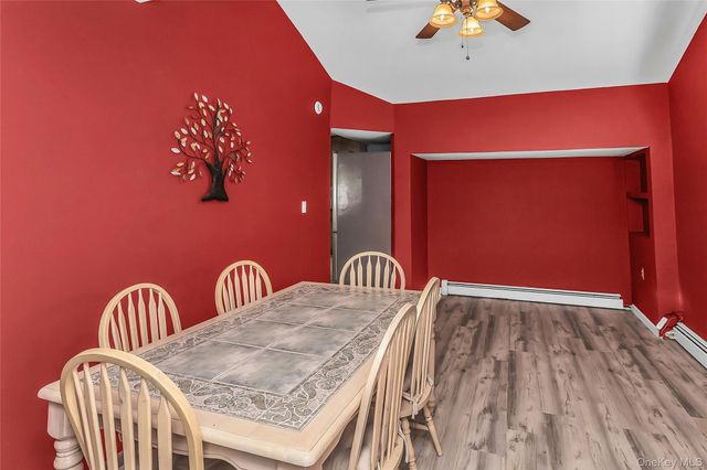 30 Cable Lane, Hicksville, NY 11801