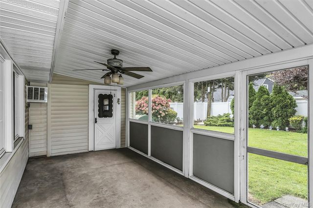 30 Cable Lane, Hicksville, NY 11801