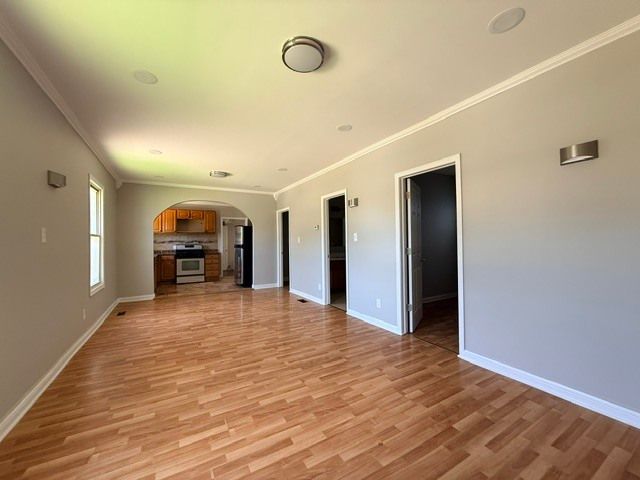 1045 W 104th Place, Chicago, IL 60643
