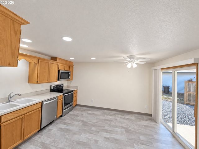1100 Se 4TH Ave, Battle Ground, WA 98604
