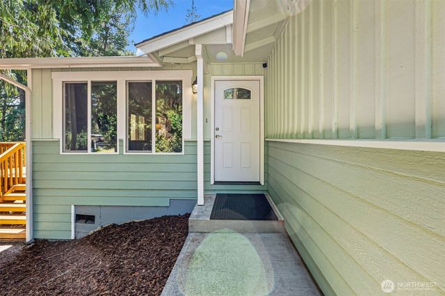 4931 NW Knute Anderson Road, Silverdale, WA 98383