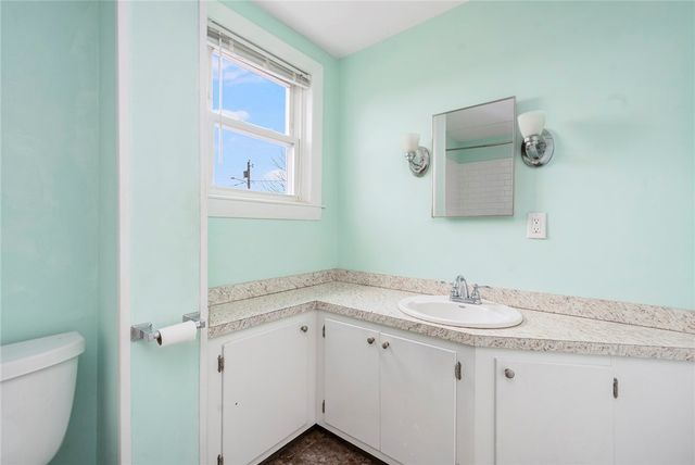 60 Fraser Street, East Providence, RI 02914