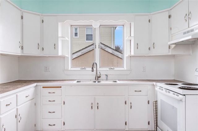 60 Fraser Street, East Providence, RI 02914