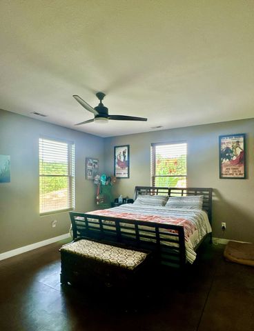 330 Durwachter Rd, Dover, TN 37058