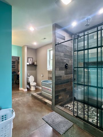 330 Durwachter Rd, Dover, TN 37058