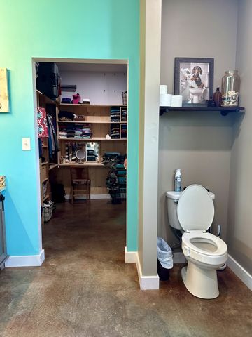 330 Durwachter Rd, Dover, TN 37058