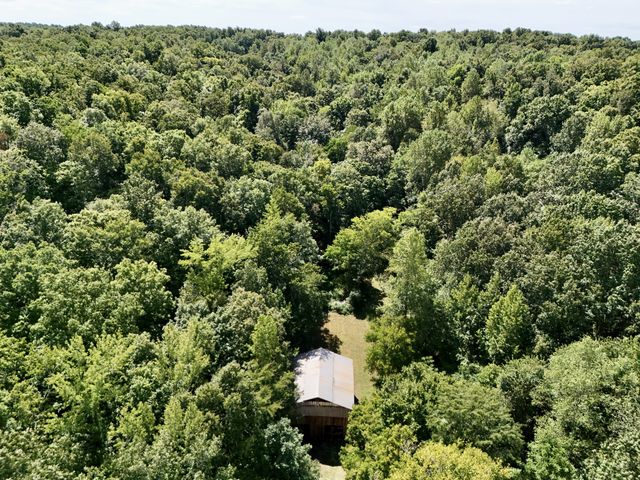 330 Durwachter Rd, Dover, TN 37058