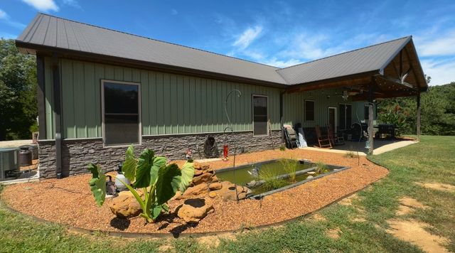 330 Durwachter Rd, Dover, TN 37058