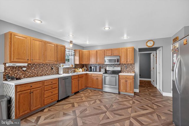 44 SUNRISE CIR, Denver, PA 17517