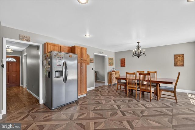 44 SUNRISE CIR, Denver, PA 17517