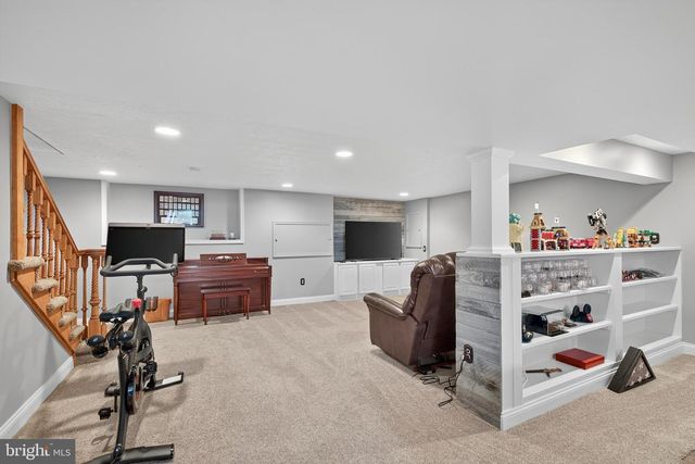 44 SUNRISE CIR, Denver, PA 17517