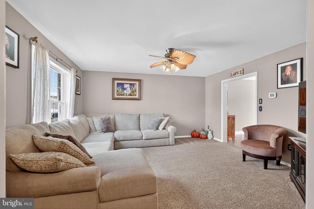44 SUNRISE CIR, Denver, PA 17517