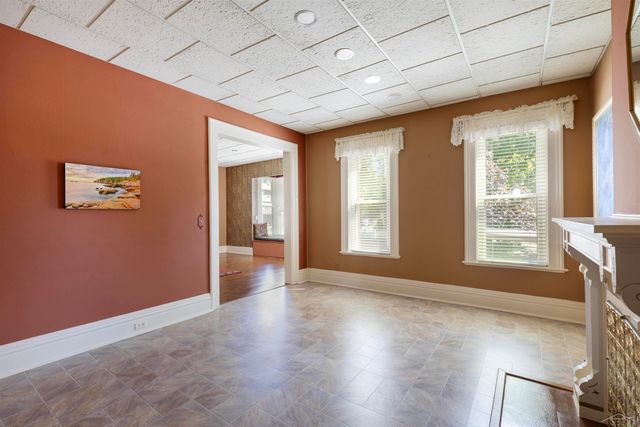 601 N Van Buren Street, Bay City, MI 48708