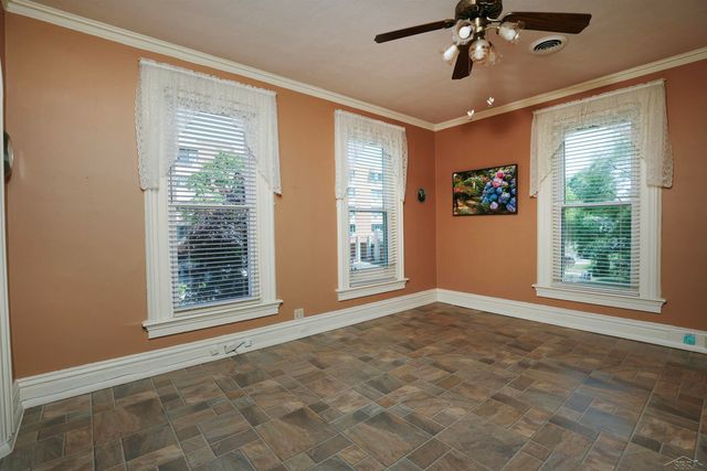 601 N Van Buren Street, Bay City, MI 48708