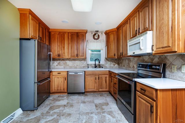 601 N Van Buren Street, Bay City, MI 48708