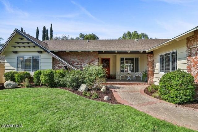 2379 Welcome Court, Simi Valley, CA 93063