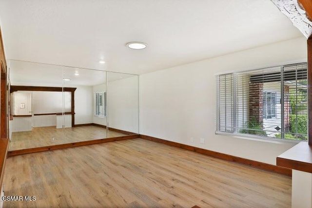 2379 Welcome Court, Simi Valley, CA 93063