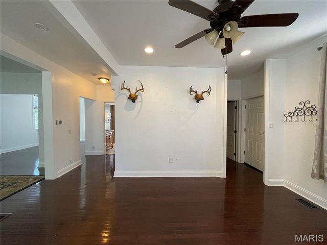 7214 Saint Elmo Avenue, Maplewood, MO 63143