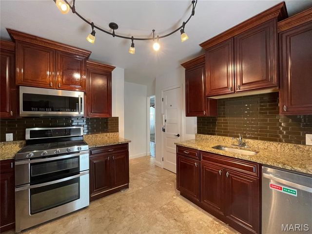 7214 Saint Elmo Avenue, Maplewood, MO 63143