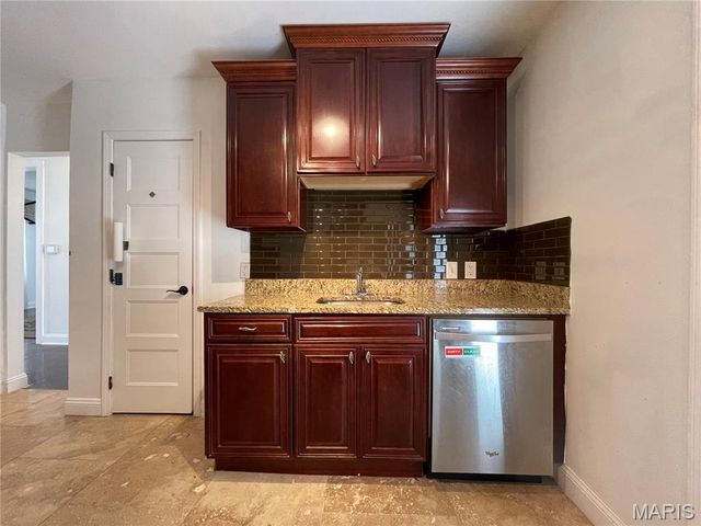 7214 Saint Elmo Avenue, Maplewood, MO 63143