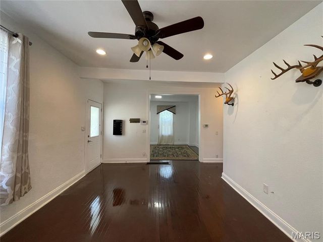 7214 Saint Elmo Avenue, Maplewood, MO 63143