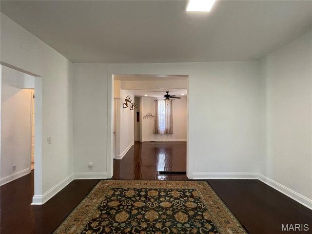 7214 Saint Elmo Avenue, Maplewood, MO 63143
