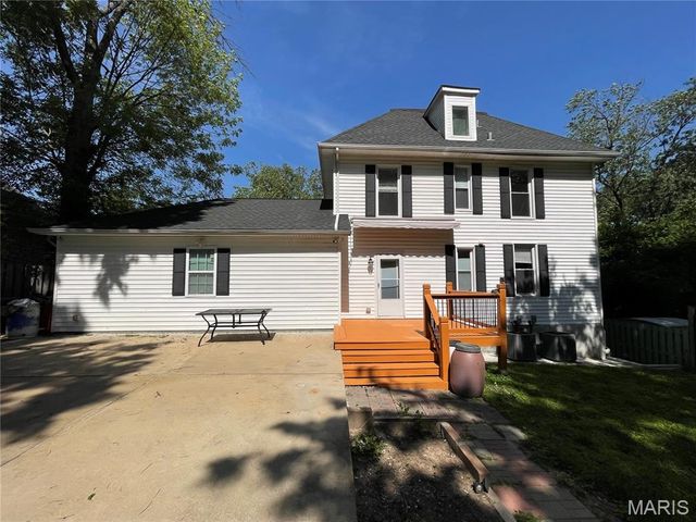 7214 Saint Elmo Avenue, Maplewood, MO 63143