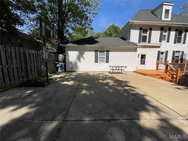 7214 Saint Elmo Avenue, Maplewood, MO 63143