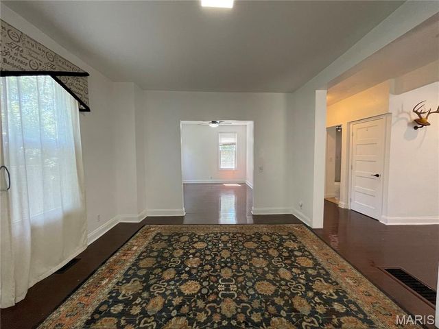 7214 Saint Elmo Avenue, Maplewood, MO 63143