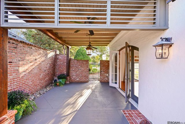 3236 Gilbert Dr, Baton Rouge, LA 70809