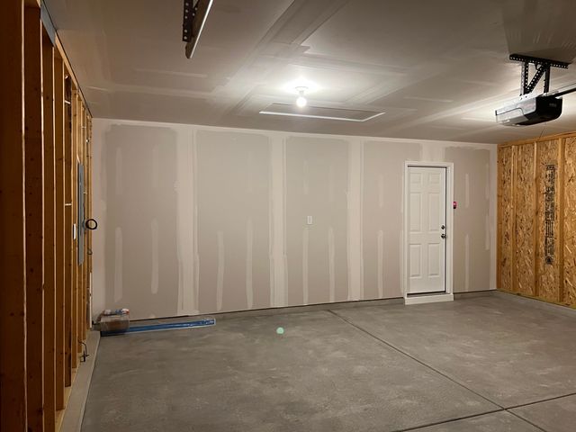8616 Madison Street, Merrillville, IN 46410