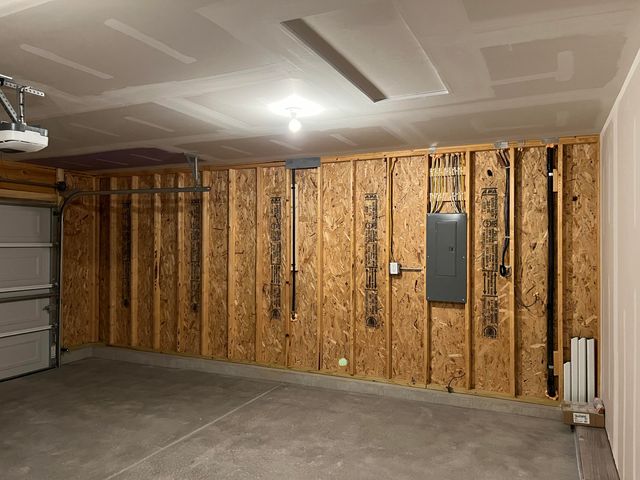 8616 Madison Street, Merrillville, IN 46410