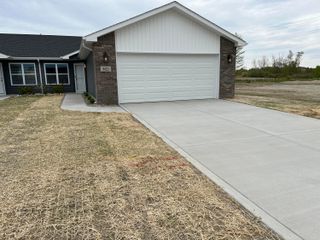8616 Madison Street, Merrillville, IN 46410