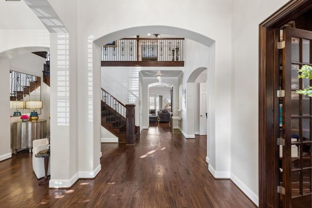 5880 Shady Oaks Drive, Frisco, TX 75034